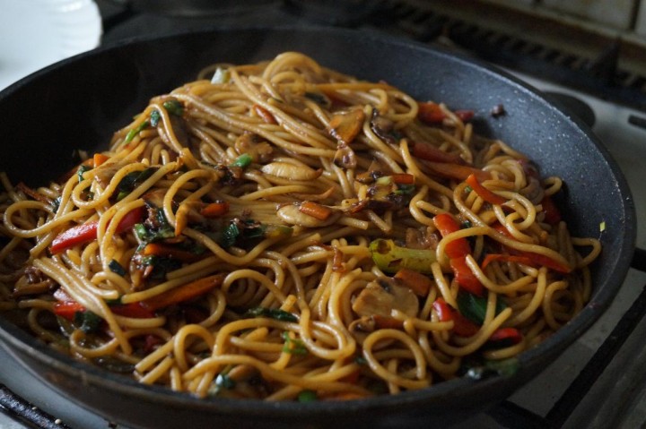 Lo Mein Recipe, How to Make Chinese Vegetable Lo Mein Noodles Recipe