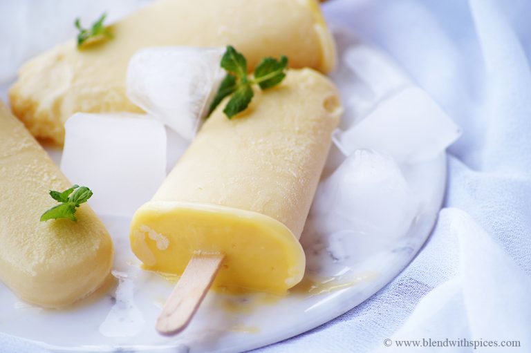 Creamy Custard Popsicles Recipe (Eggless)