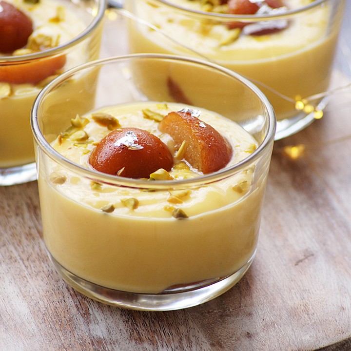 Custard Gulab Jamun - Fusion Indian Dessert Recipe